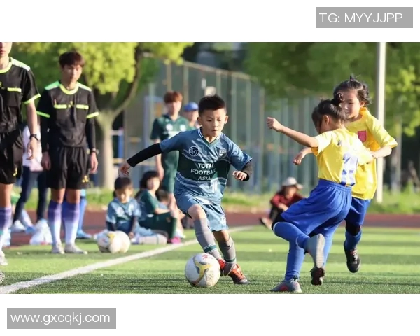 足球明星训练的秘密揭秘如何通过科学训练提升竞技水平